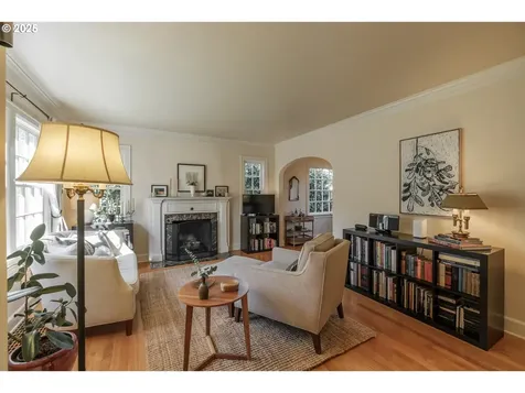 365 Myers Street S Salem OR 97302