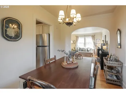 365 Myers Street S Salem OR 97302