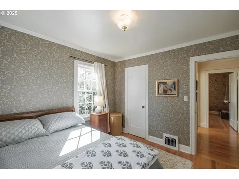 365 Myers Street S Salem OR 97302