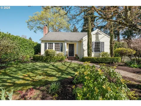 365 Myers Street S Salem OR 97302