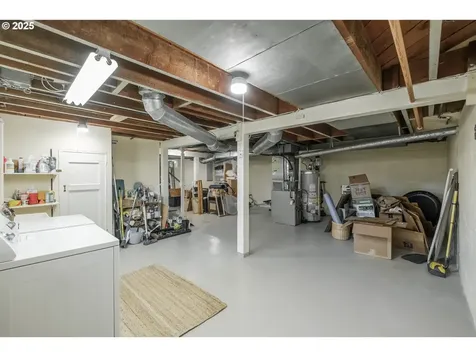 365 Myers Street S Salem OR 97302