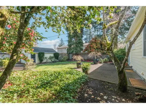 365 Myers Street S Salem OR 97302