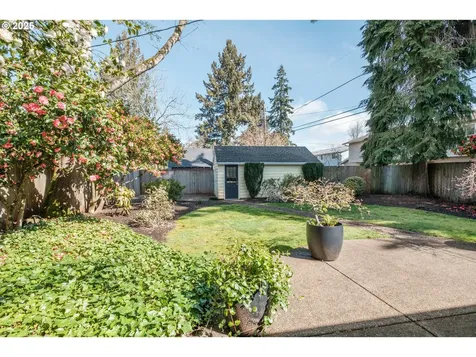 365 Myers Street S Salem OR 97302