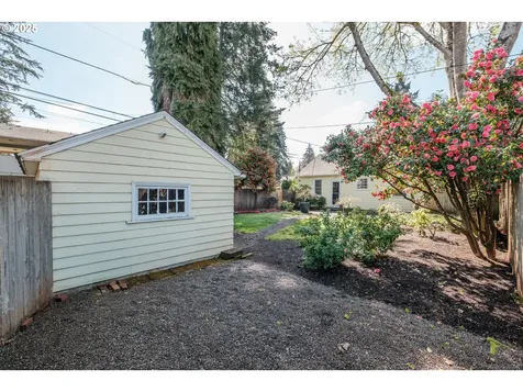 365 Myers Street S Salem OR 97302