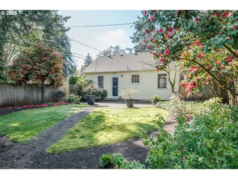 365 Myers Street S Salem OR 97302