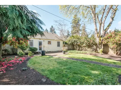 365 Myers Street S Salem OR 97302