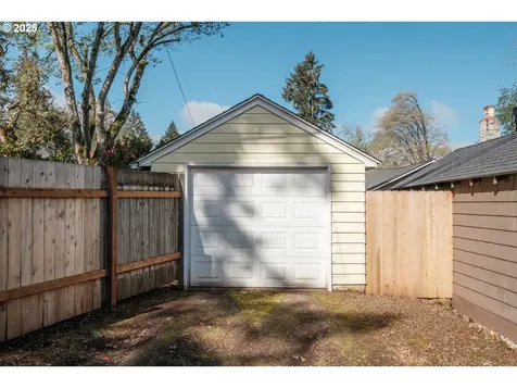 365 Myers Street S Salem OR 97302