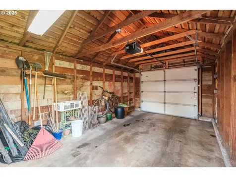 365 Myers Street S Salem OR 97302
