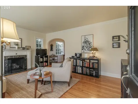 365 Myers Street S Salem OR 97302