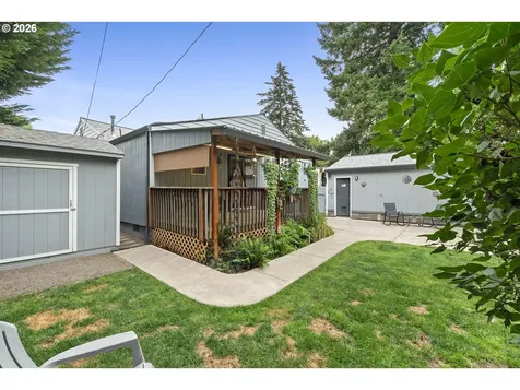 8325 NE Going Place Portland OR 97220