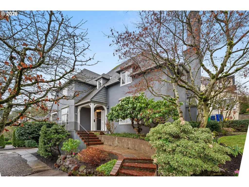 2300 SW 18th Avenue Portland OR 97201