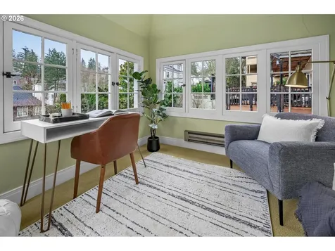 2300 SW 18th Avenue Portland OR 97201
