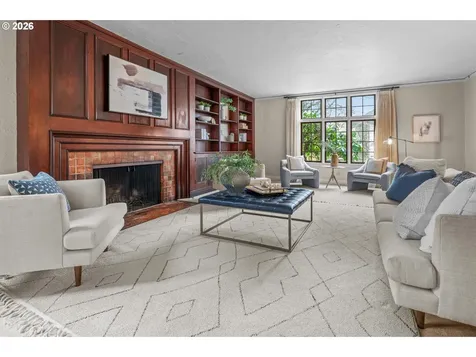 2300 SW 18th Avenue Portland OR 97201