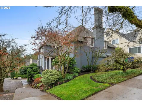 2300 SW 18th Avenue Portland OR 97201