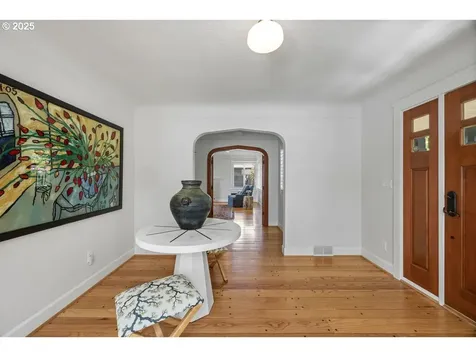8765 SW Birchwood Road Portland OR 97225