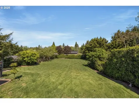 8765 SW Birchwood Road Portland OR 97225