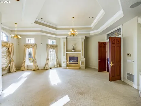 20417 SW Inglis Drive Beaverton OR 97007