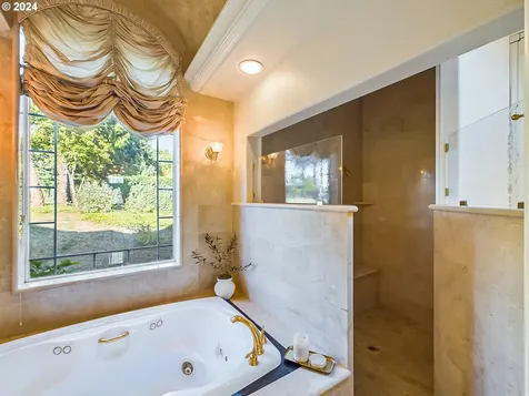 20417 SW Inglis Drive Beaverton OR 97007