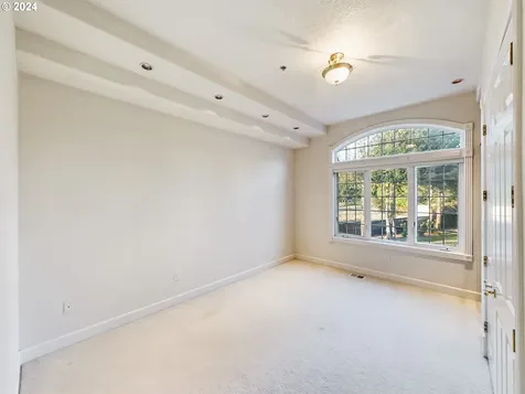 20417 SW Inglis Drive Beaverton OR 97007