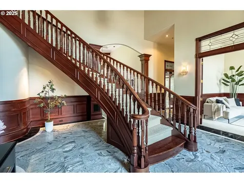 20417 SW Inglis Drive Beaverton OR 97007