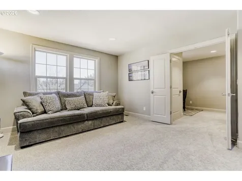 9809 SE Nicholas Drive Happy Valley OR 97086