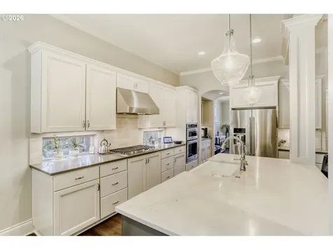 9809 SE Nicholas Drive Happy Valley OR 97086