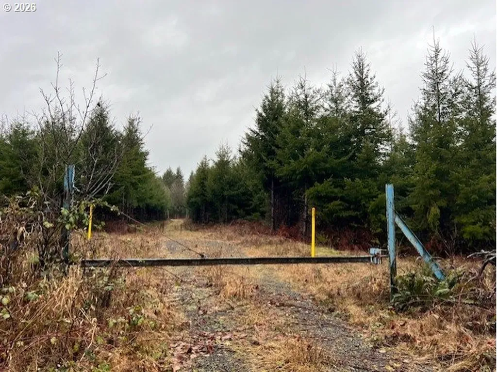 76781 Palm Hill Road Clatskanie OR 97016