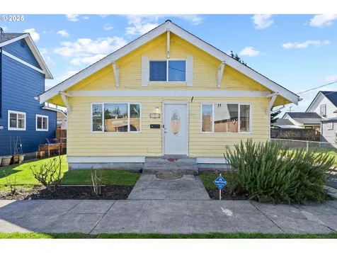 404 Vine Street Kelso WA 98626