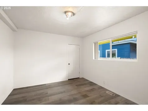 404 Vine Street Kelso WA 98626