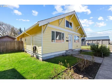 404 Vine Street Kelso WA 98626