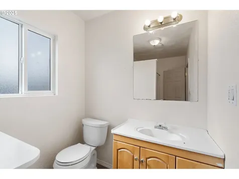 404 Vine Street Kelso WA 98626