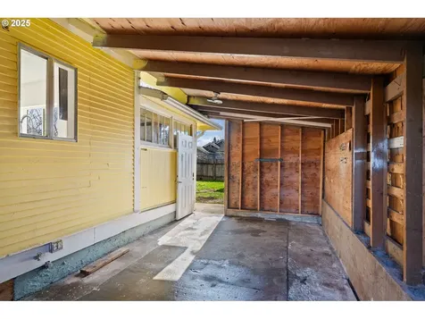 404 Vine Street Kelso WA 98626