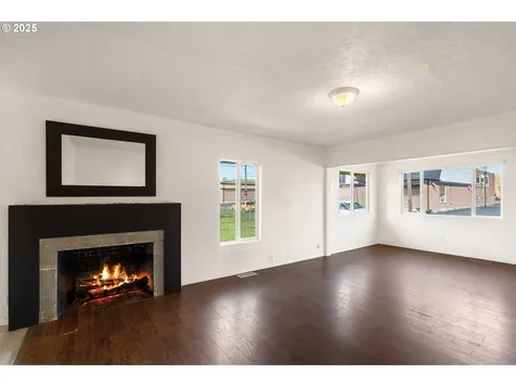 404 Vine Street Kelso WA 98626