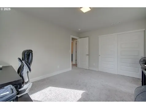 16713 NE 91st Street Vancouver WA 98682