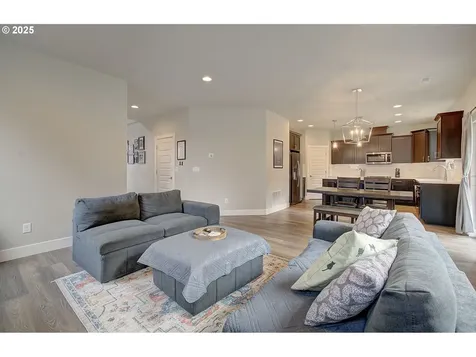 16713 NE 91st Street Vancouver WA 98682
