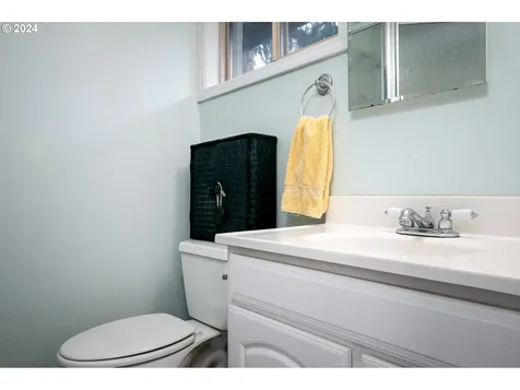 22726 Cedar Grove Road Clatskanie OR 97016