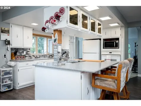 22726 Cedar Grove Road Clatskanie OR 97016