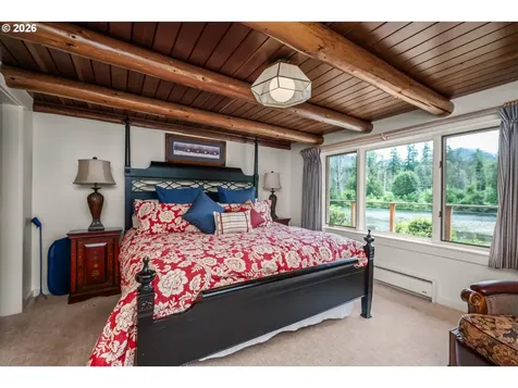 49482 Mckenzie Highway Vida OR 97488