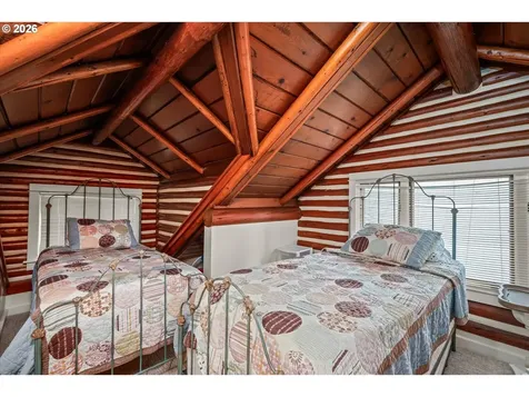 49482 Mckenzie Highway Vida OR 97488