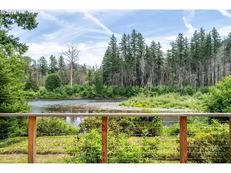 49482 Mckenzie Highway Vida OR 97488
