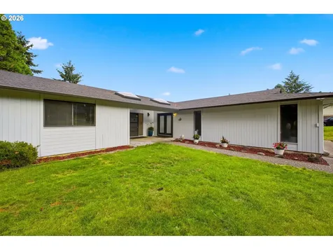 10107 NW 11th Avenue Vancouver WA 98685