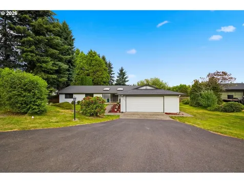 10107 NW 11th Avenue Vancouver WA 98685