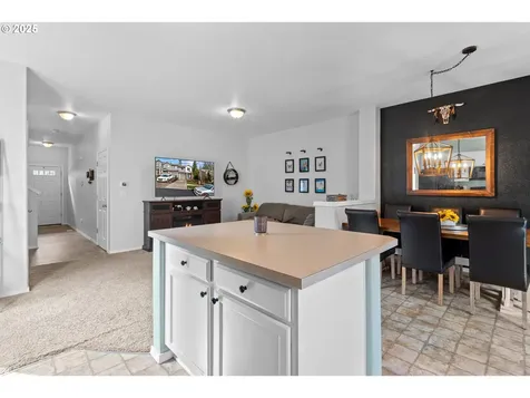38519 Galway Street Sandy OR 97055