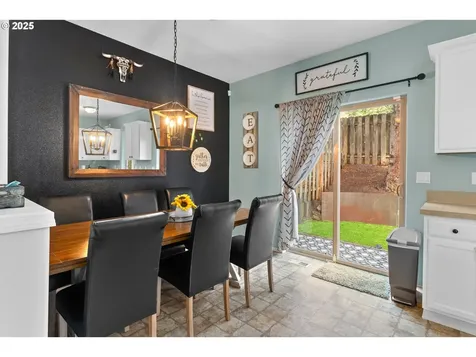 38519 Galway Street Sandy OR 97055