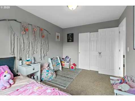 38519 Galway Street Sandy OR 97055