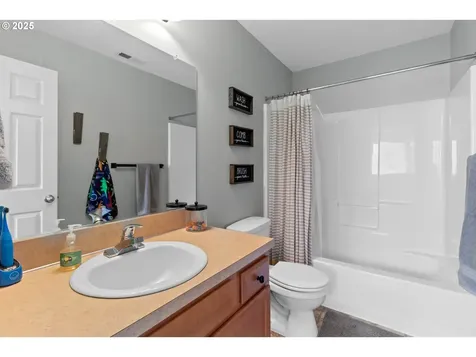 38519 Galway Street Sandy OR 97055