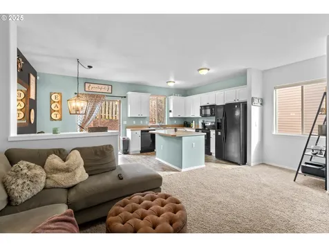 38519 Galway Street Sandy OR 97055