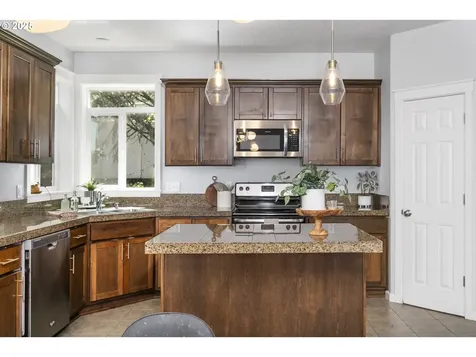2415 NE 125th Avenue Vancouver WA 98684