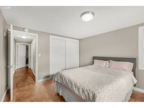 1411 Division Street Oregon City OR 97045