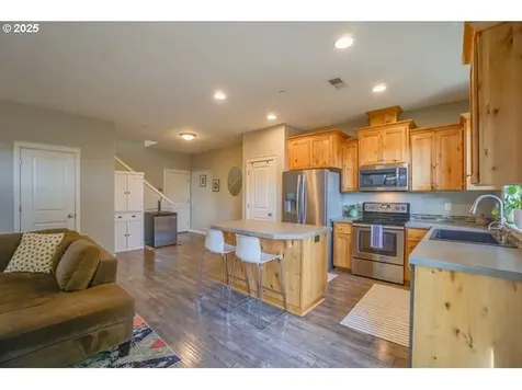158 N 44th Place Ridgefield WA 98642